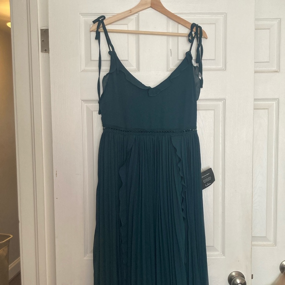 Lulu's Green Pleated MIDI Dress Spaghetti‎ Straps
